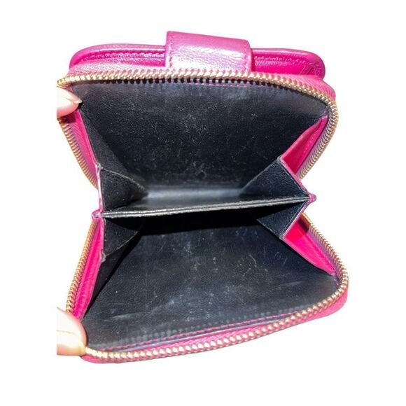 Authentic Yves Saint Laurent Calfskin Belle French Wallet In Fuchsia - Picture 10 of 15